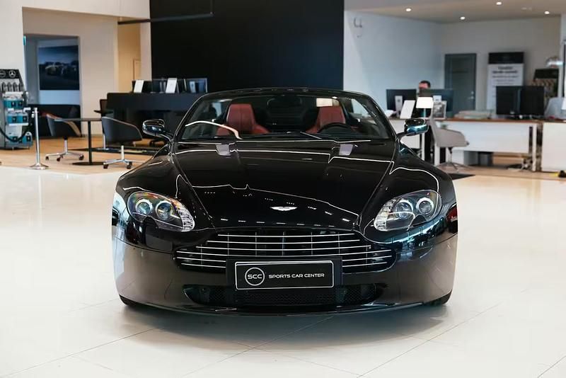 Käytetty Aston Martin V8 Vantage 384 HP (282 kW) 2008 Coupe - kaksiovinen