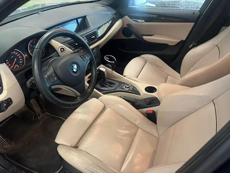 Käytetty BMW X1 204 HP (150 kW) 2012 Sininen Katumaasturi