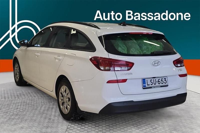 Käytetty Hyundai i30 99 HP (72 kW) 2025 Farmari