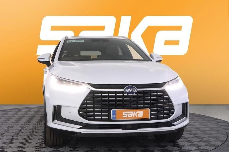 Käytetty BYD Tang 380 kW (517 HP) 2023 Katumaasturi