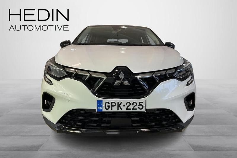 Käytetty Mitsubishi ASX Instyle 159 HP (116 kW) 2023 Valkoinen Katumaasturi