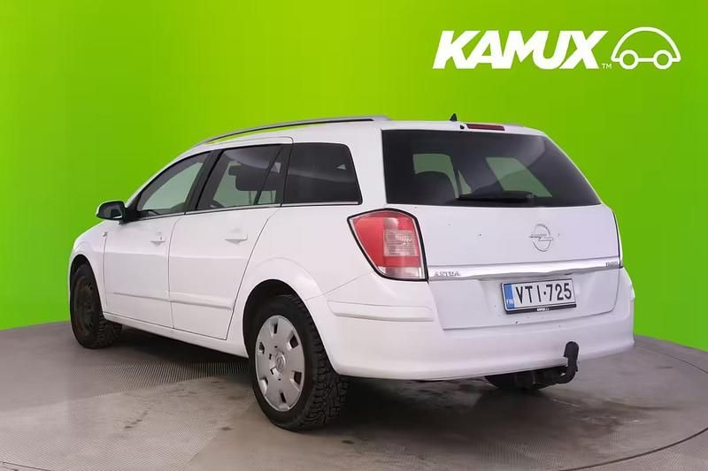 Käytetty Opel Astra Cosmo 120 HP (88 kW) 2006 Valkoinen Tila-auto