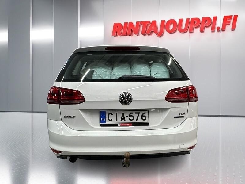 Käytetty VW Golf VII Highline 105 HP (77 kW) 2014 Farmari