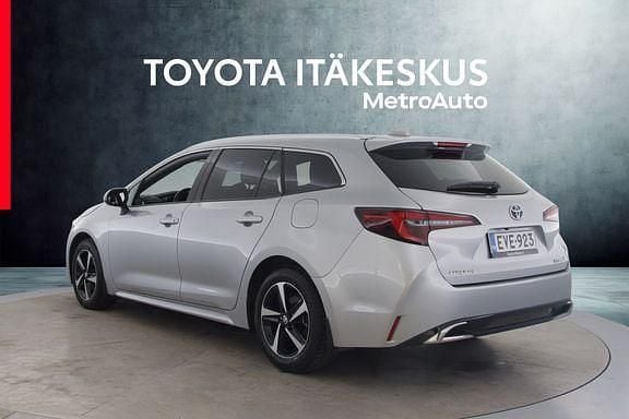 Käytetty Toyota Corolla Edition 140 HP (102 kW) 2024 Hopea Farmari
