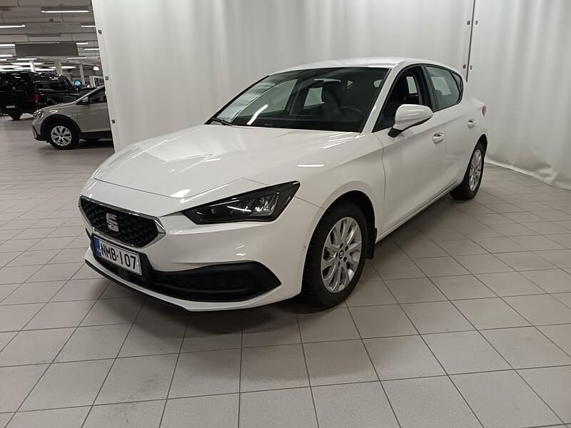 Käytetty Seat Leon Style 150 HP (110 kW) 2021 Valkoinen Viistoperä