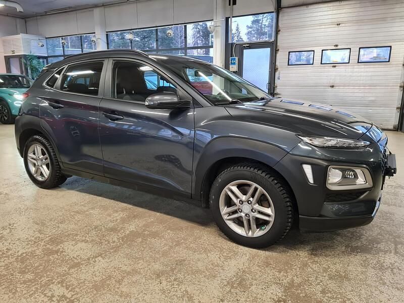 Käytetty Hyundai Kona Comfort 177 HP (130 kW) 2018 Harmaa Katumaasturi