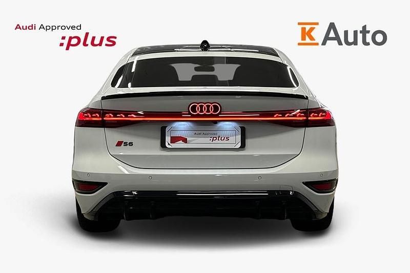 Käytetty Audi e-tron Sportback Design 369 kW (503 HP) 2025 Valkoinen Katumaasturi