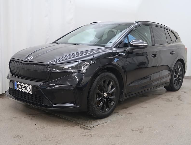 Musta Käytetty 2021 Skoda Enyaq iV SportLine Katumaasturi | 35 890 € (Kallis) - Kuva 1/3