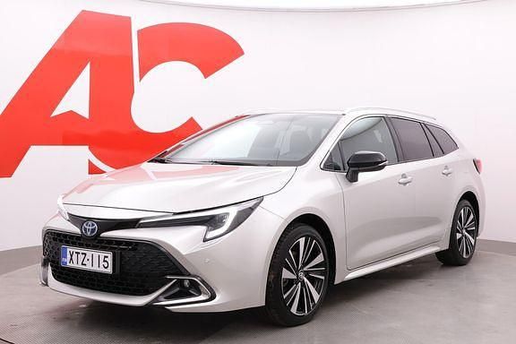 Käytetty Toyota Corolla Edition 140 HP (102 kW) 2025 Hopea Farmari