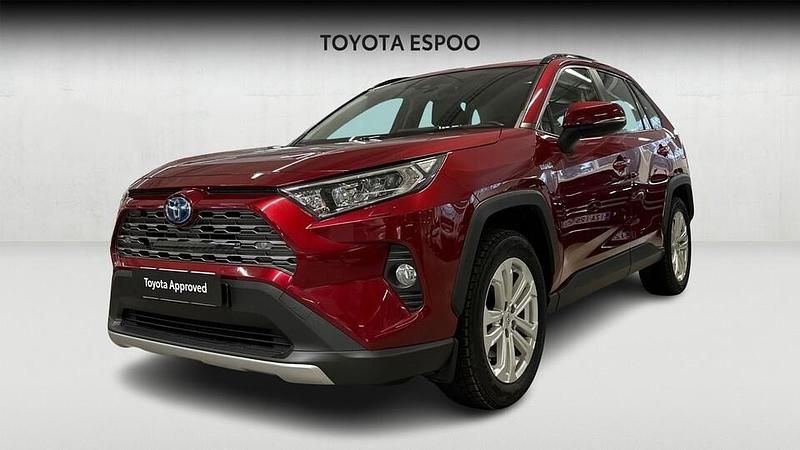 Käytetty Toyota RAV4 Hybrid Active 222 HP (163 kW) 2020 Katumaasturi