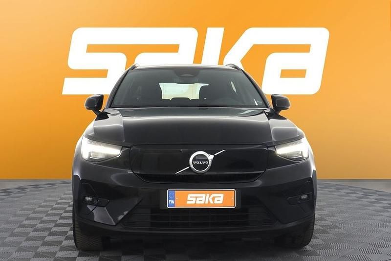 Käytetty Volvo XC40 Plus 169 kW (231 HP) 2023 Katumaasturi
