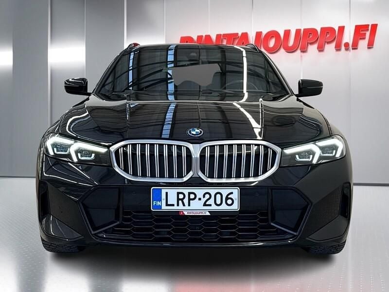 Käytetty BMW 330e M Sport 292 HP (214 kW) 2023 Farmari