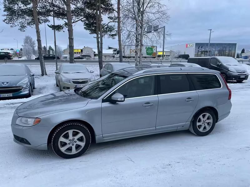 Käytetty Volvo V70 Summum 2010 Farmari