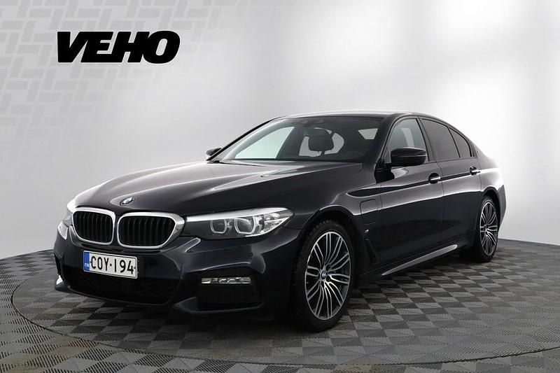 Käytetty BMW 530e Shadowline 252 HP (185 kW) 2018 Musta Sedan