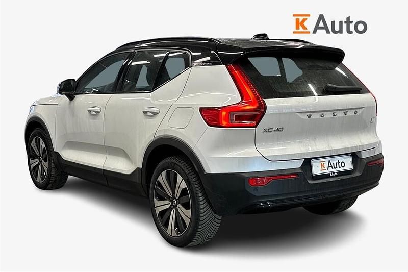 Käytetty Volvo XC40 Ultimate 169 kW (231 HP) 2023 Valkoinen Katumaasturi