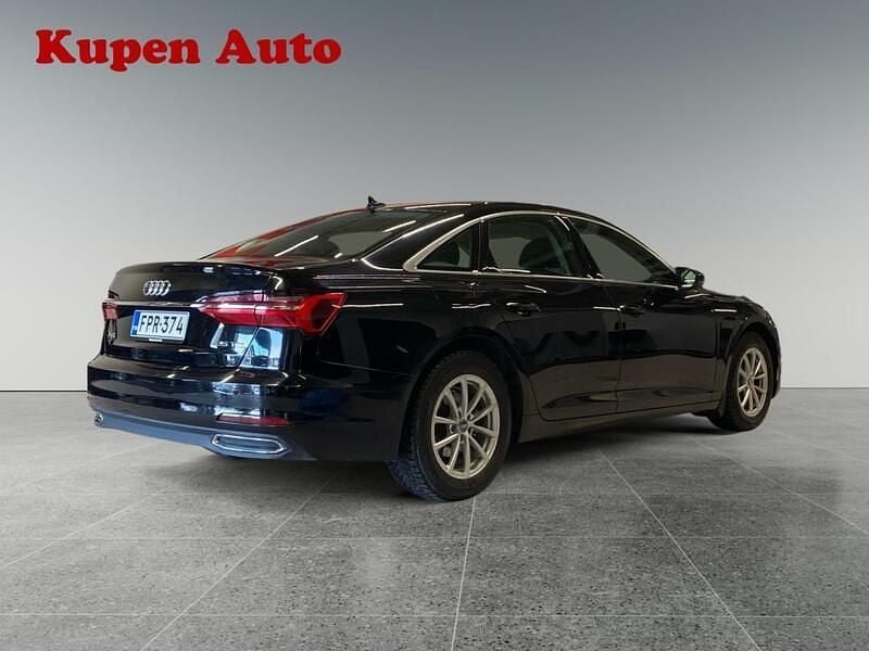 Käytetty Audi A6 Business 163 HP (119 kW) 2021 Sedan