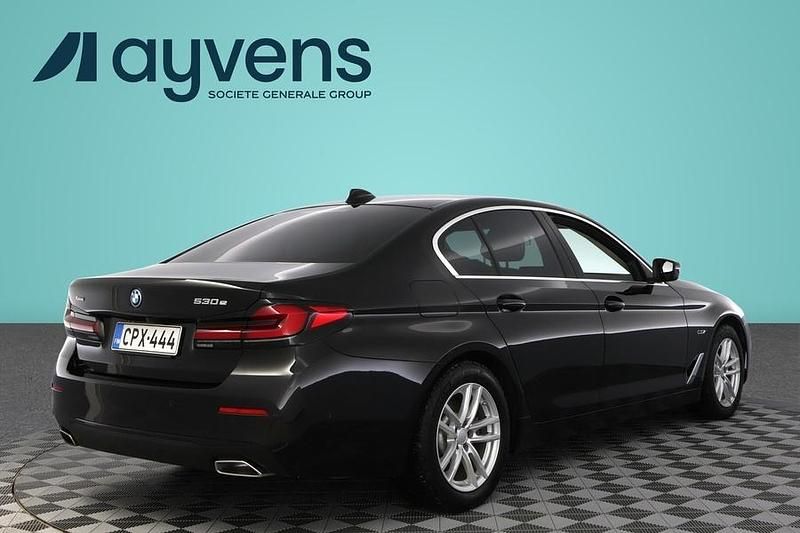 Käytetty BMW 530e 292 HP (214 kW) 2021 Musta Sedan