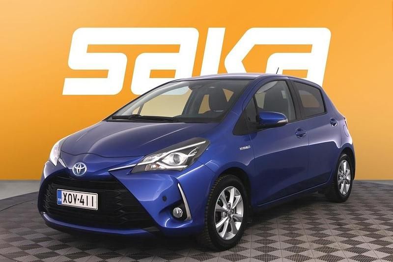 Käytetty Toyota Yaris Hybrid Active 101 HP (74 kW) 2018 Viistoperä
