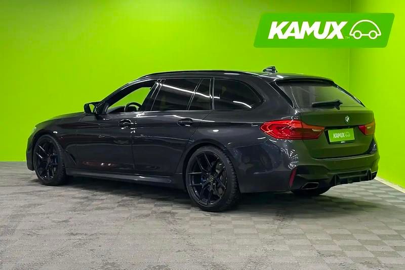 Käytetty BMW 530 M Sport 265 HP (194 kW) 2019 Hopea / harmaa Farmari
