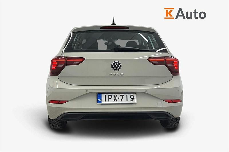 Käytetty VW Polo Life 94 HP (69 kW) 2022 Harmaa Viistoperä