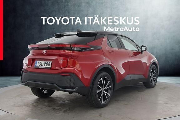 Käytetty Toyota C-HR Edition 140 HP (102 kW) 2025 Punainen Katumaasturi