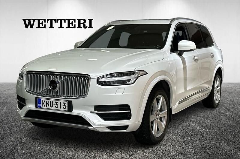Käytetty Volvo XC90 Inscription 320 HP (235 kW) 2016 Valkoinen Katumaasturi
