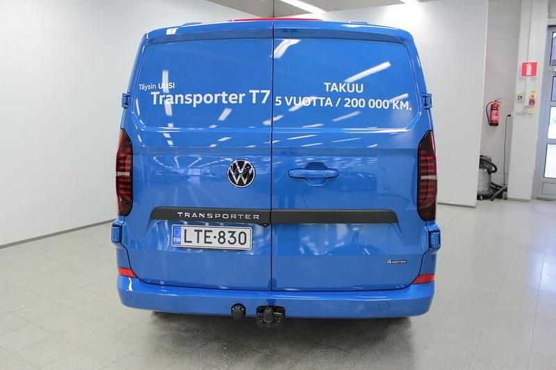 Käytetty VW Transporter 170 HP (125 kW) 2025 Sininen Van