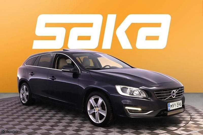 Käytetty 2015 Volvo V60 Summum Farmari | 12 190 € (Perustarjous) - Kuva 1/3