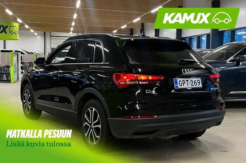Käytetty Audi Q3 Basis 150 HP (110 kW) 2022 Musta Katumaasturi