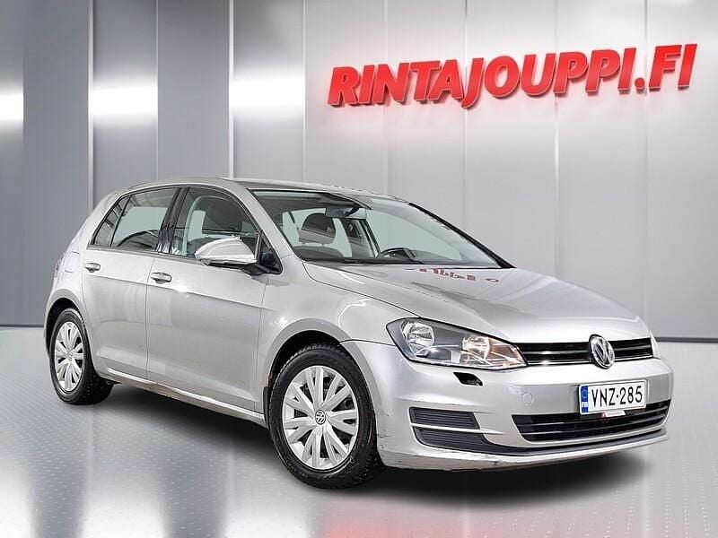 Käytetty VW Golf VII Comfortline 140 HP (102 kW) 2013 Viistoperä