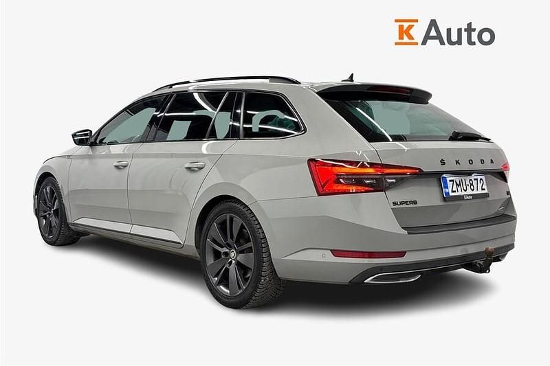 Käytetty Skoda Superb SportLine 156 HP (114 kW) 2020 Harmaa Farmari