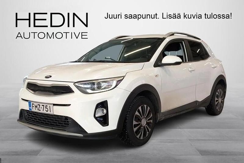 Käytetty Kia Stonic EX 120 HP (88 kW) 2018 Valkoinen Katumaasturi