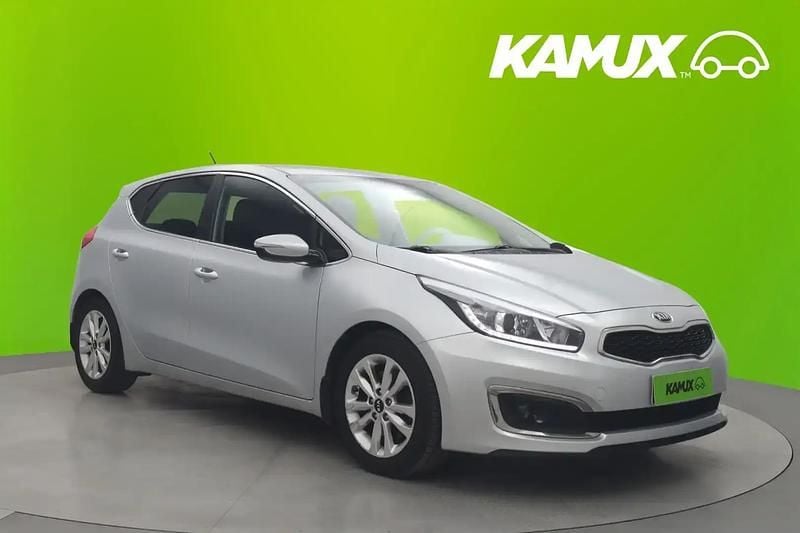 Hopea / harmaa Käytetty 2016 Kia Ceed EX Viistoperä | 10 990 € (Perustarjous) - Kuva 1/4