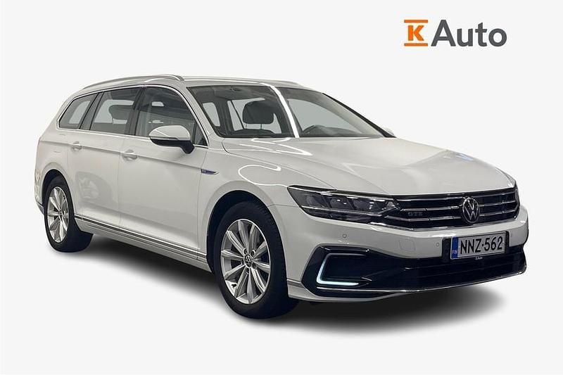 Käytetty 2021 VW Passat GTE Farmari | 21 490 € (Perustarjous) - Kuva 1/3