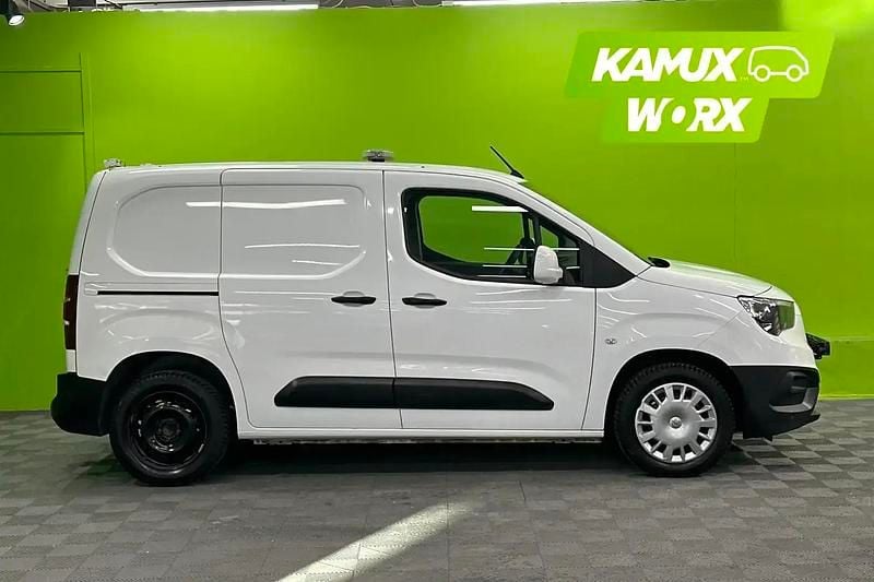 Käytetty Opel Combo Enjoy 102 HP (75 kW) 2019 Valkoinen Van