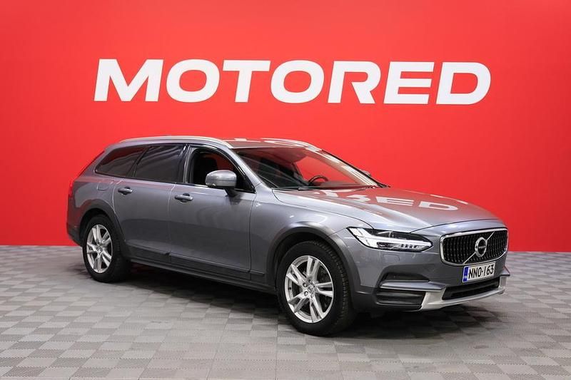 Käytetty 2019 Volvo V90 CC Plus Farmari | 28 990 € (Hyvä tarjous) - Kuva 1/3