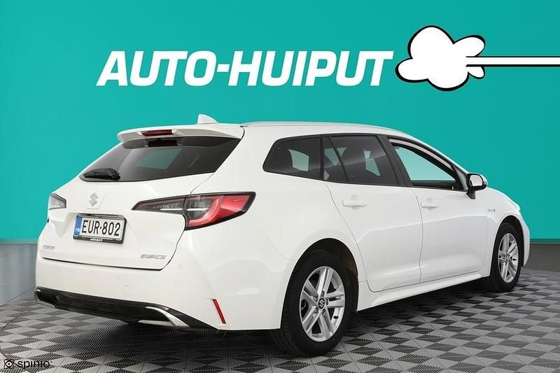 Käytetty Suzuki Swace GLX 122 HP (89 kW) 2024 Farmari