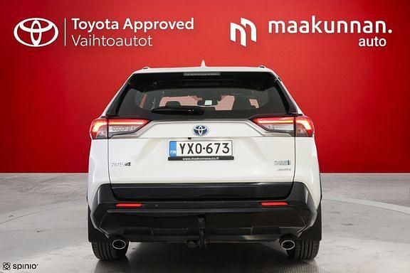 Käytetty Toyota RAV4 Active 302 HP (222 kW) 2021 Valkoinen Katumaasturi