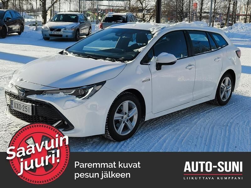 Käytetty Toyota Corolla Active 122 HP (89 kW) 2021 Valkoinen Farmari