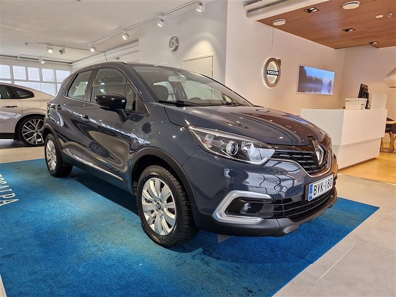 Käytetty Renault Captur Zen 90 HP (66 kW) 2019 Rpe Katumaasturi