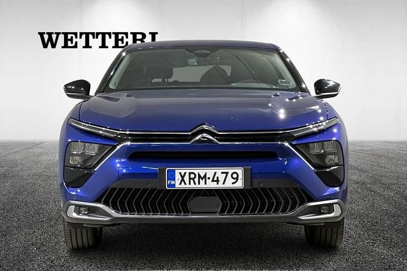Käytetty Citroën C5 X Feel 224 HP (164 kW) 2022 Vihreä Farmari