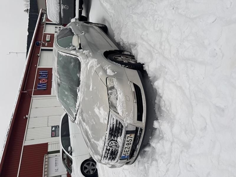 Käytetty VW Passat Comfortline 122 HP (89 kW) 2009 Sedan