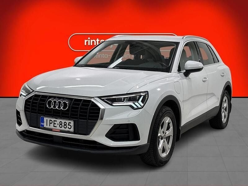 Valkoinen Käytetty 2022 Audi Q3 Business Katumaasturi | 31 950 € (Perustarjous) - Kuva 1/3