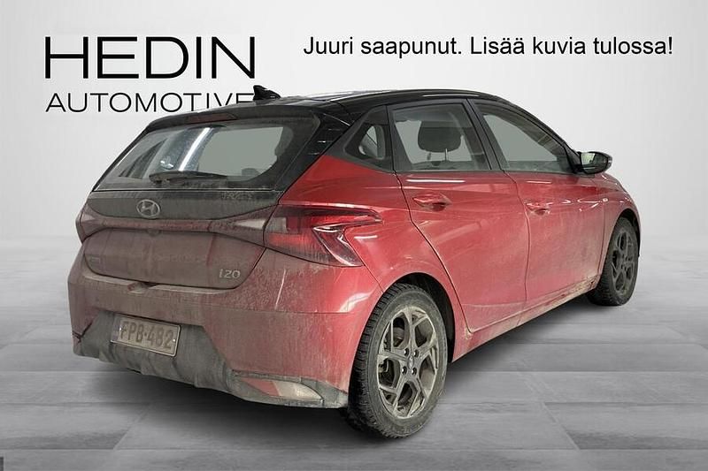 Käytetty Hyundai i20 99 HP (72 kW) 2022 Punainen Viistoperä