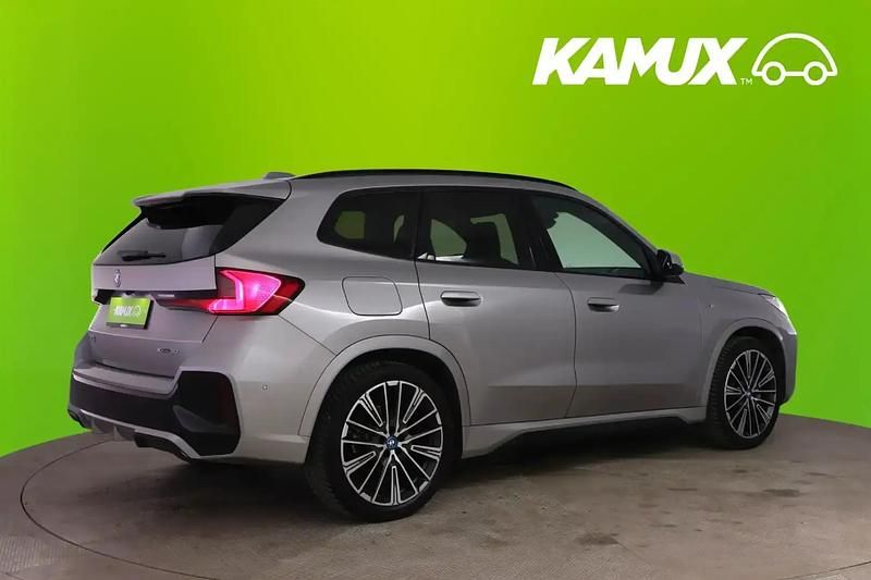 Käytetty BMW iX1 M Sport 230 kW (313 HP) 2023 Hopea / harmaa Katumaasturi
