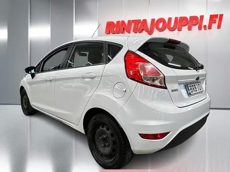 Käytetty Ford Fiesta Trend 88 HP (64 kW) 2013 Valkoinen Viistoperä
