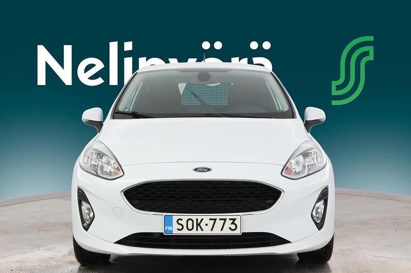 Käytetty Ford Fiesta Trend 75 HP (55 kW) 2020 Valkoinen Van