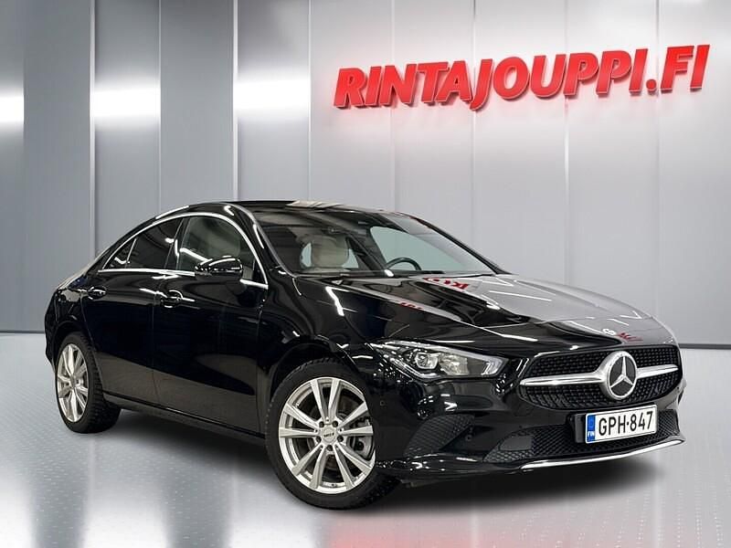 Käytetty Mercedes CLA250e Business 160 HP (117 kW) 2023 Musta Sedan