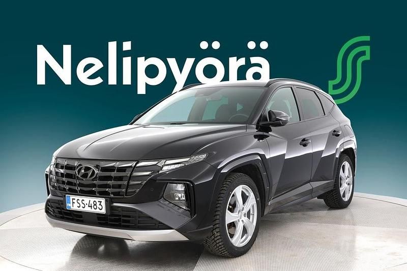 Musta Käytetty 2022 Hyundai Tucson N Line Katumaasturi | 34 900 € (Hieman kallis) - Kuva 1/3