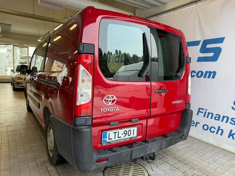 Käytetty Toyota Proace Active 128 HP (94 kW) 2015 Tila-auto